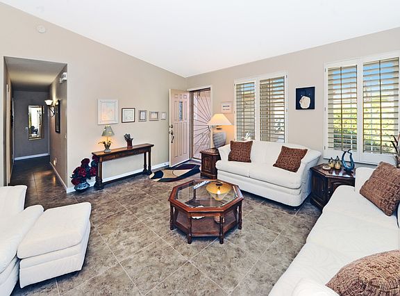 3rd image of 10701 E Coopers Hawk Dr