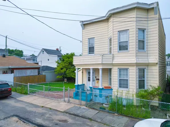 39 Reynolds Street image 2 of 23