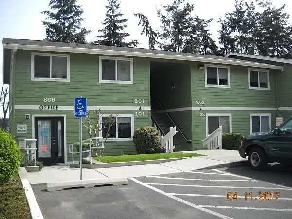 869 N Oak Harbor St #869 — Photo 3