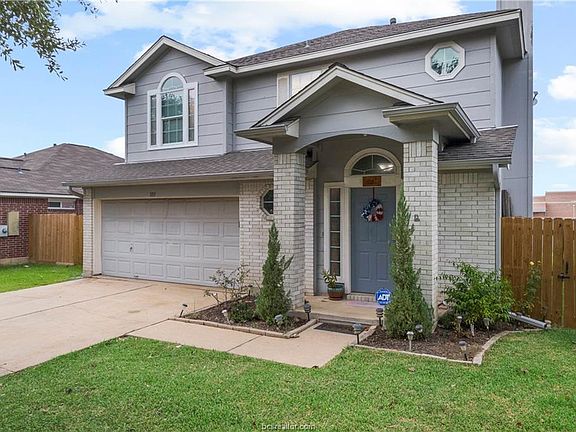 2nd image of 3711 Westfield Dr