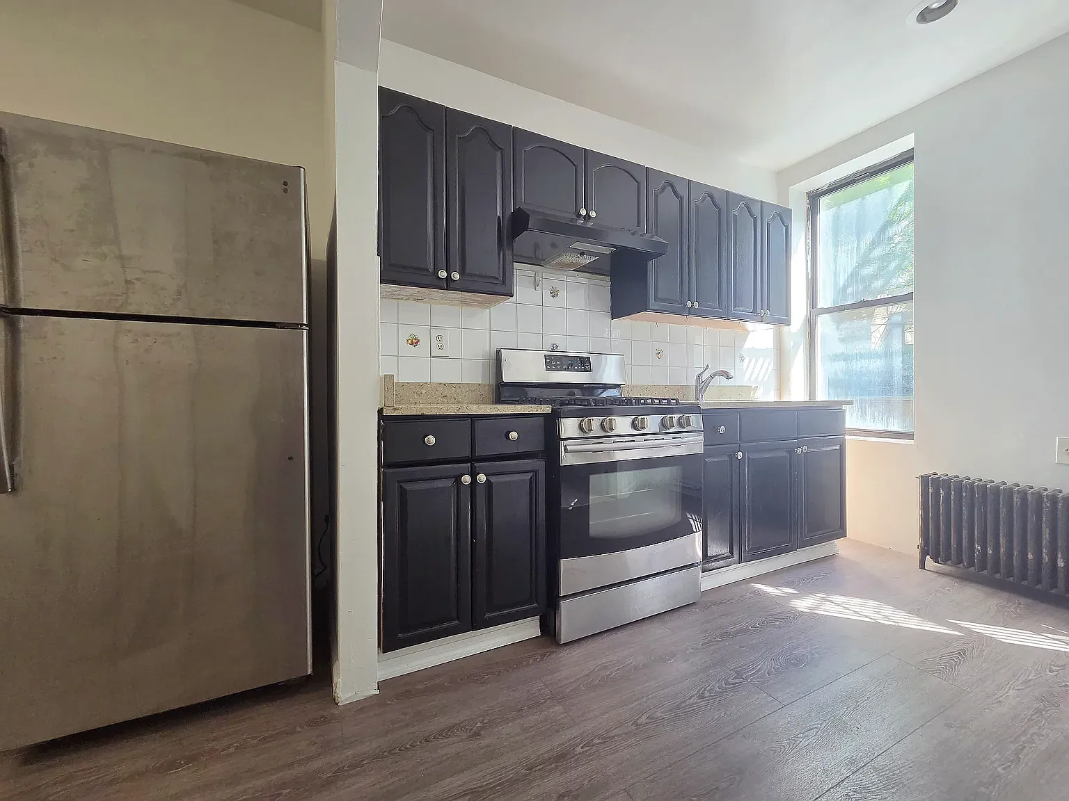 304 Ellery Street — Photo 4