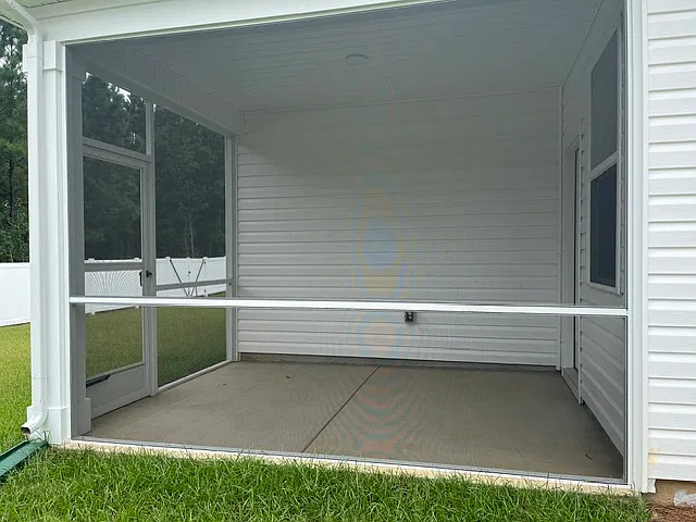 5 bed, 2016 sqft, $2,300 — Photo 3