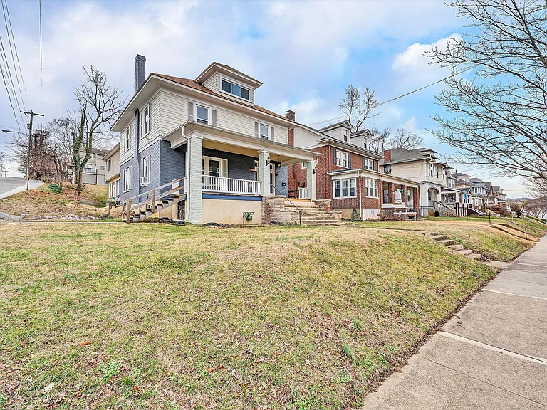 1602 Memorial Ave SW — Photo 13