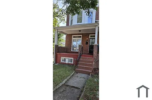 2604 Denison St Photo 1