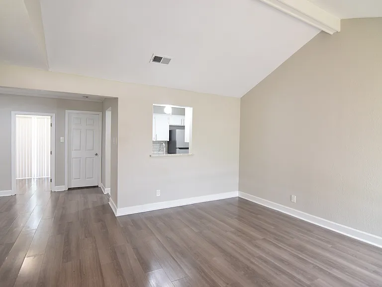 2305 Bunker Hill Dr, Temple — Photo 8