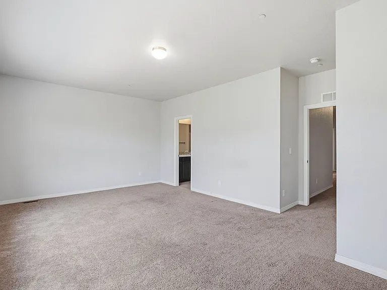 3848 Manhattan Ave #3 — Photo 11
