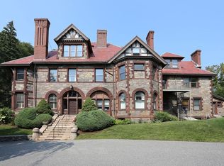 780 Centre St APT C, Newton, MA 02458