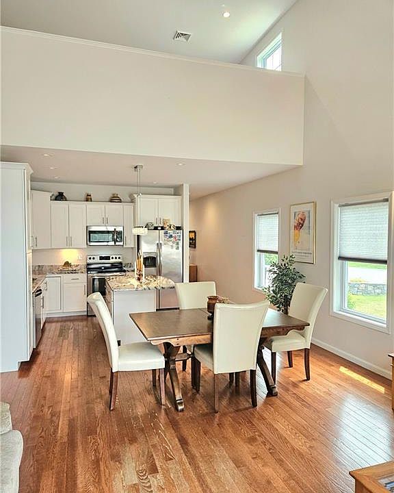 1st image of 80 Bear Hill Rd #101