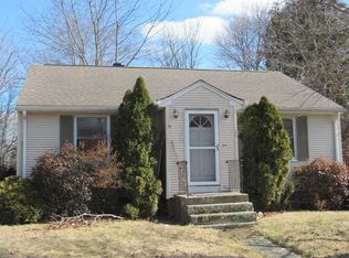 36 Florida Ave, Somerset, MA 02726