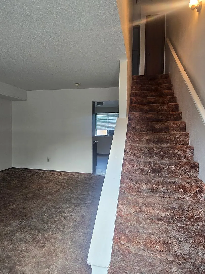 2510 Lee Ave — Photo 3