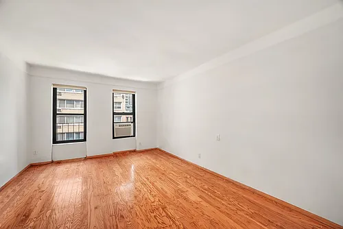 235 E 54th St #4B Photo 1 235 E 54th St #4B Photo 1
