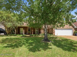 261 Cherry Bark Dr, Brandon, MS 39047