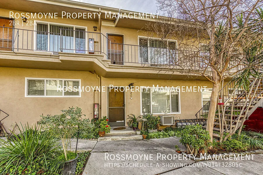 2 Bedroom 2 Bath Apartment North of Glenoaks — Photo 2