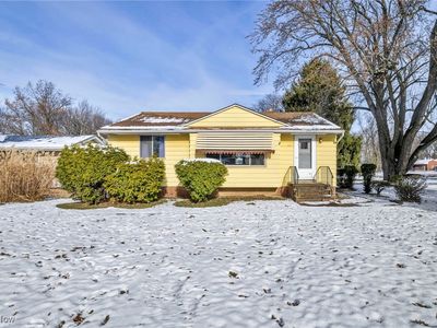 6719 Smith Rd, Middleburg Heights, OH, 44130