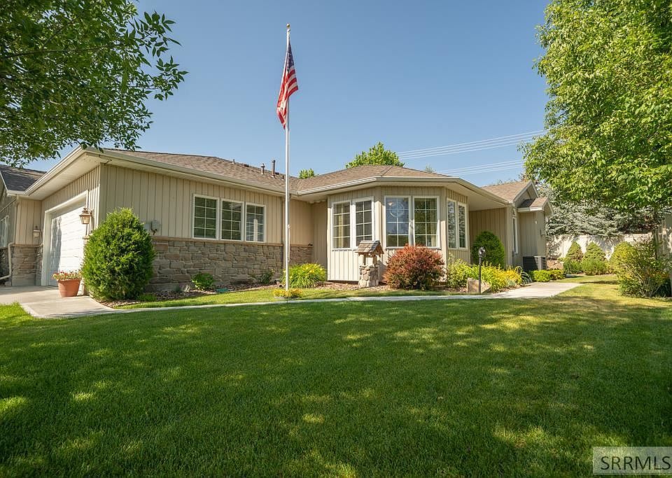 1st image of 3934 Tuscany Dr