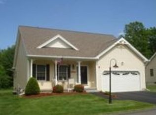 21 Trolley Rd, Litchfield, NH 03052