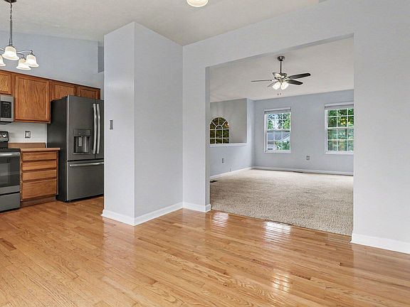 3rd image of 2640 Majestic Prince Dr