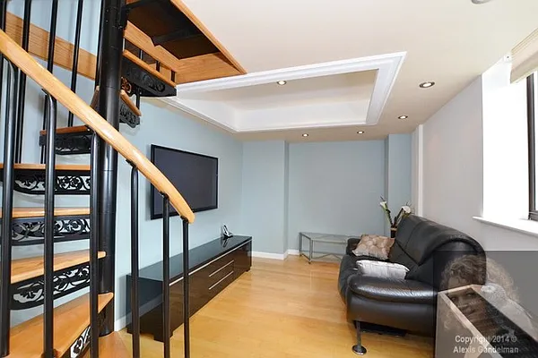 Rented by New York Residence | media 30