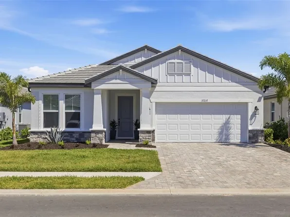 17237 Savory Mist Cir, Bradenton, FL 34211