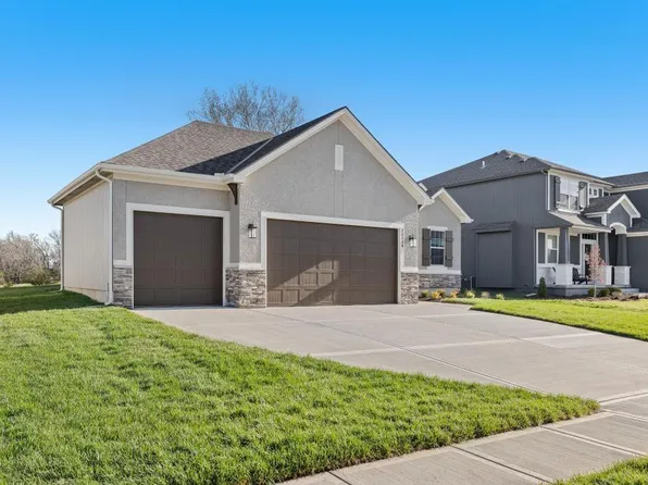 25380 W 144th St, Olathe, KS 66061