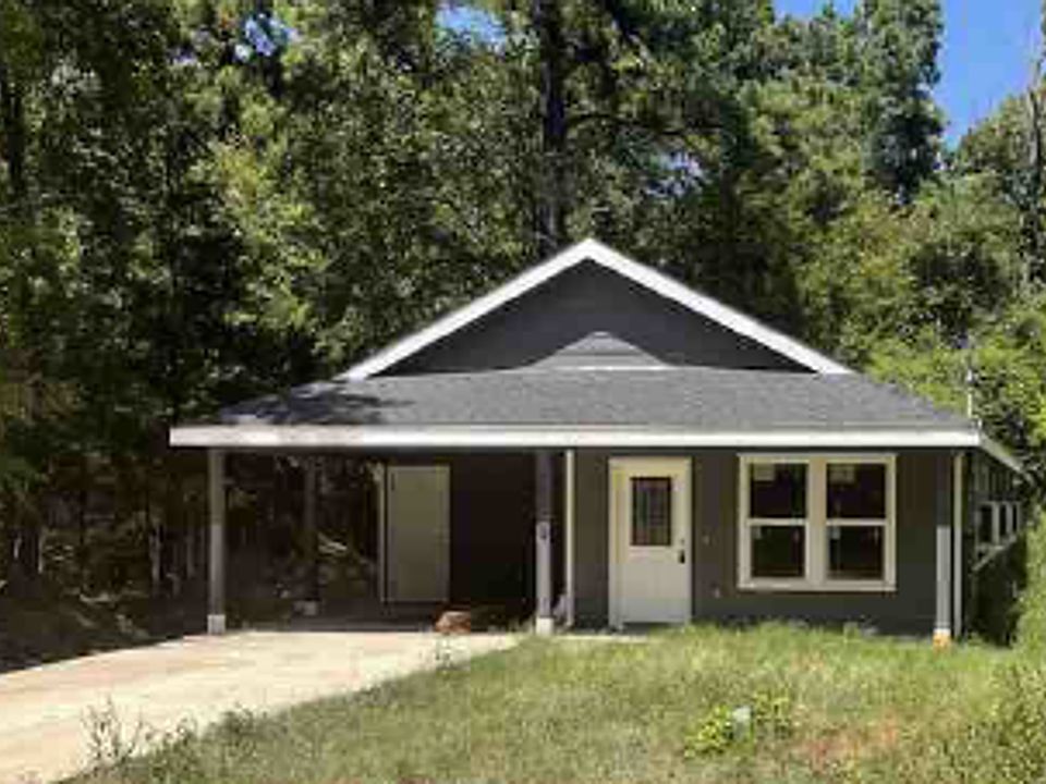 1st image of 16570 Moonlight Dr