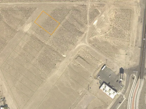 1285 Rhyolite Dr, Silver Springs, NV 89429