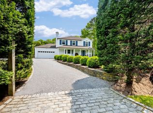 100 Wainscott Northwest Rd, Wainscott, NY 11975