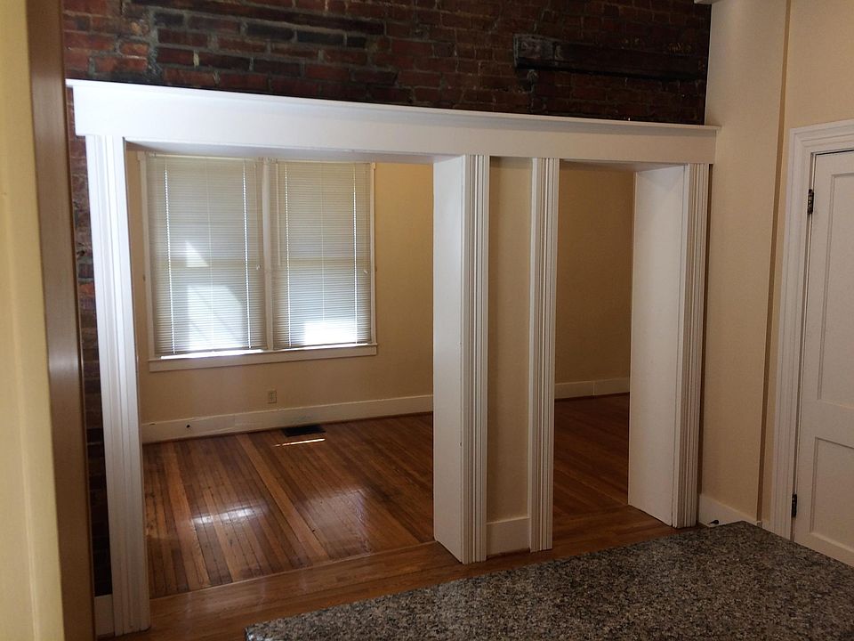 2nd image of 1456 Saint James Ct APT 2