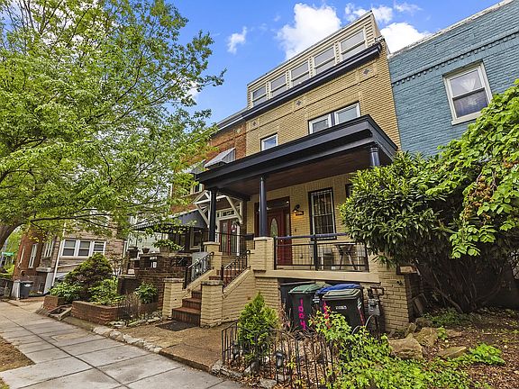 2nd image of 1004 Irving St NW APT B
