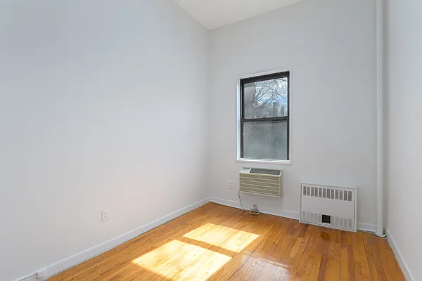 Rented by D'Andrea Craig Realty | media 12