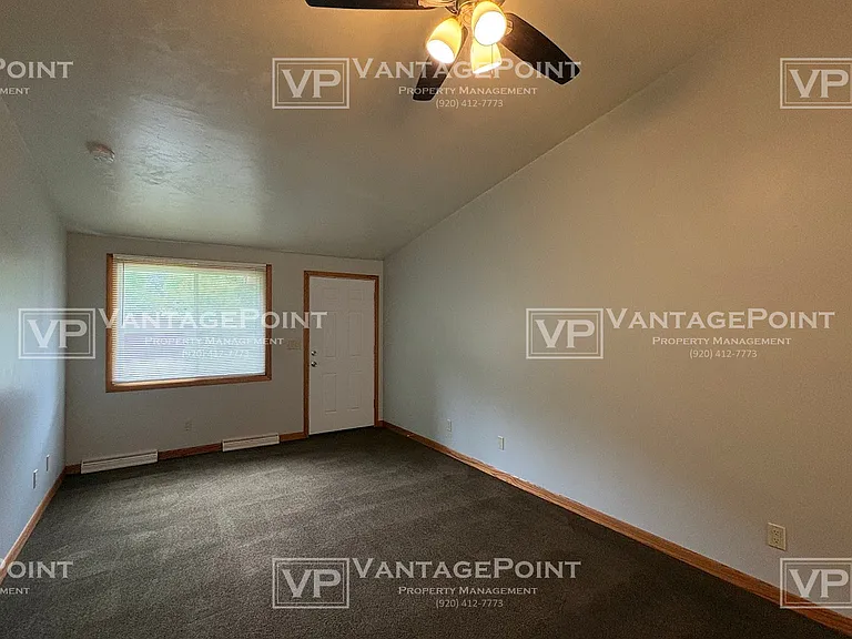 1130 Shepherds Path — Photo 3