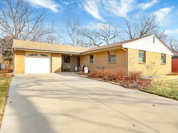 1820 Browning Ave, Manhattan, KS 66502