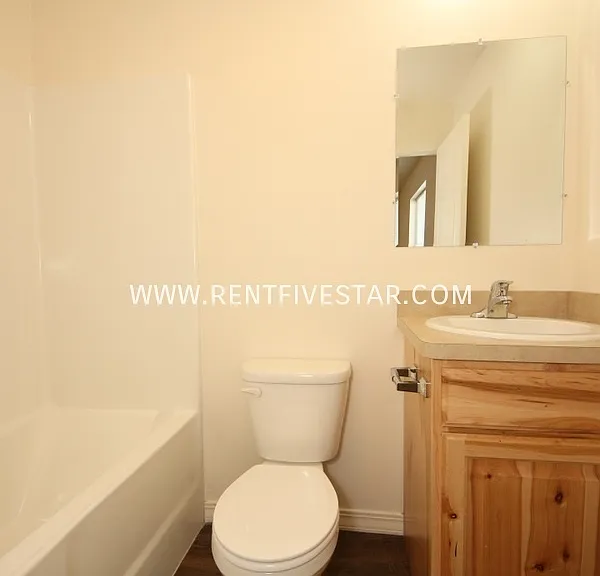 3954 Hawthorne Rd #12B — Photo 7