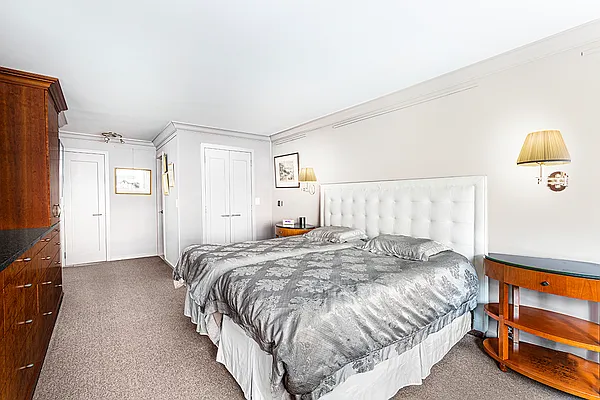 Sold by Keller Williams NYC | media 7