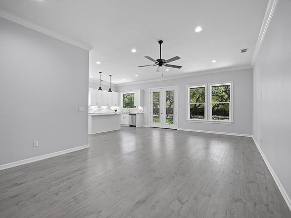 5th image of 24 Saint Andrews Pl
