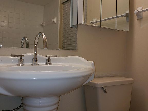 3rd image of 2162 N Hercules Ave APT A