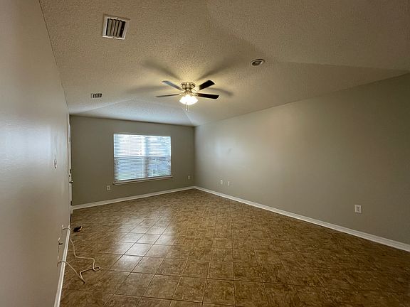 20221205_210244761_iOS_12082022