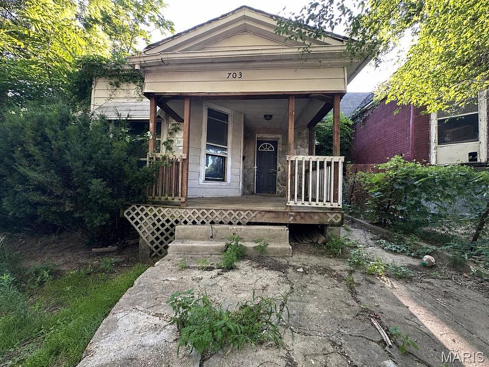 1st image of 703 Walnut St