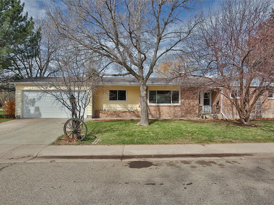 1st image of 380 Birch Ave