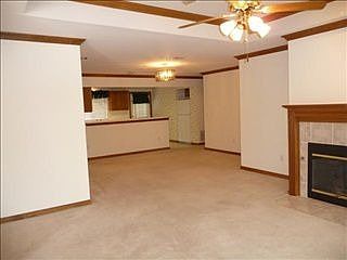 3rd image of 4231 Mariner Dr
