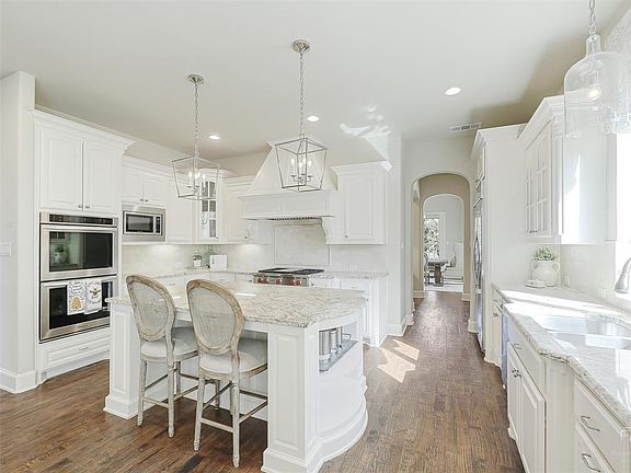 3rd image of 6405 Silver Stream Ln