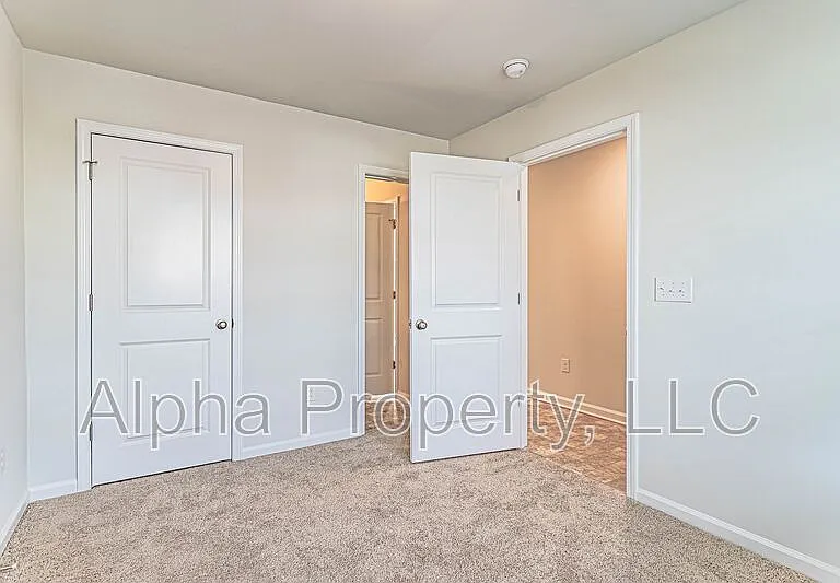 540 Millsgate Cir — Photo 4