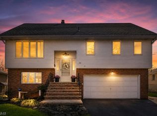191 Pershing Rd, Clifton, NJ 07013