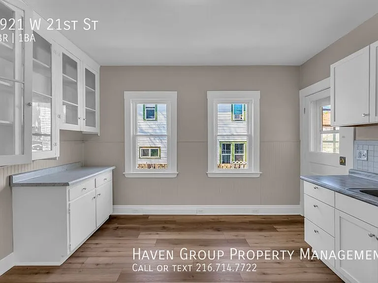 3921 W 21st St — Photo 10