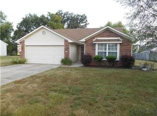 2202 W Fiesbeck Rd, Columbus, IN 47201