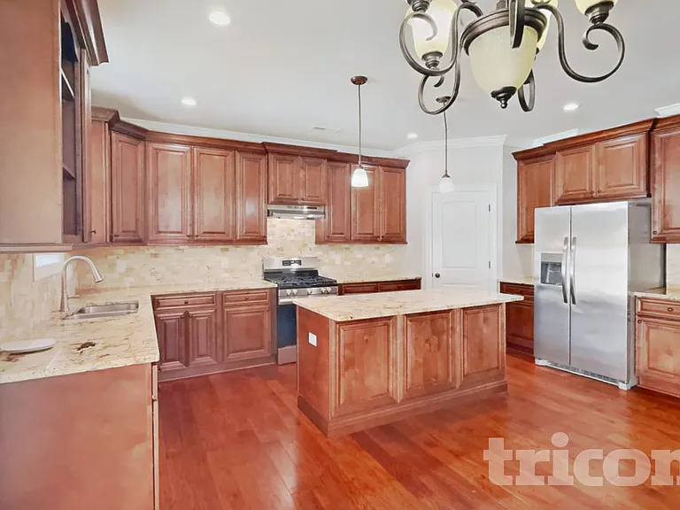 3716 Massey Ridge Ct — Photo 3