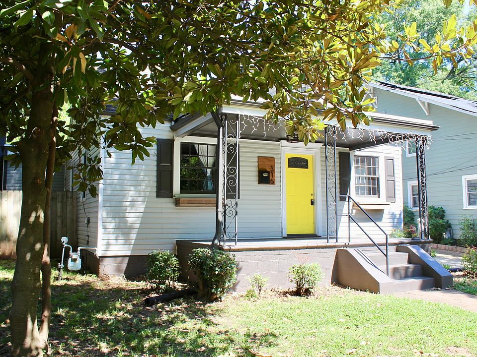 Front of Home - Covered Front Porch