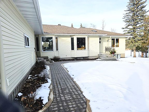 1217 Taft St E, Thief River Falls, MN 56701 | MLS #6509190 | Zillow