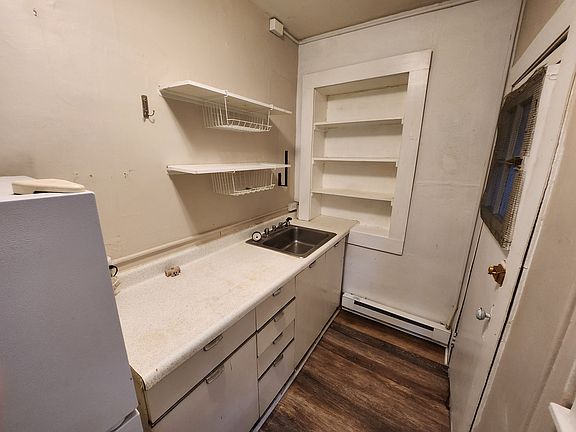 5th image of 23 Francis St APT 2