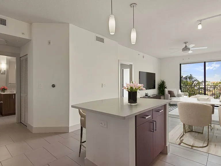 Kitchen island with open bar area